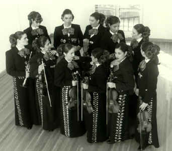 Mariachi Mujeres 2000